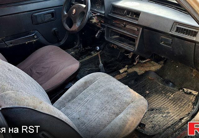 Бежевий ЗАЗ Таврія, об'ємом двигуна 1.1 л та пробігом 260 тис. км за 450 $, фото 3 на Automoto.ua