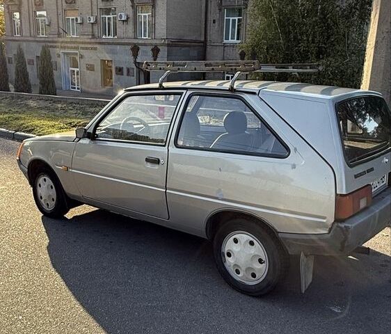 ЗАЗ Таврия 2006 в Запорожье на Automoto.ua Бежевый ЗАЗ Таврия, объемом двигателя 1.2 л и пробегом 80 тыс. км за 808 $, фото 4 на Automoto.ua