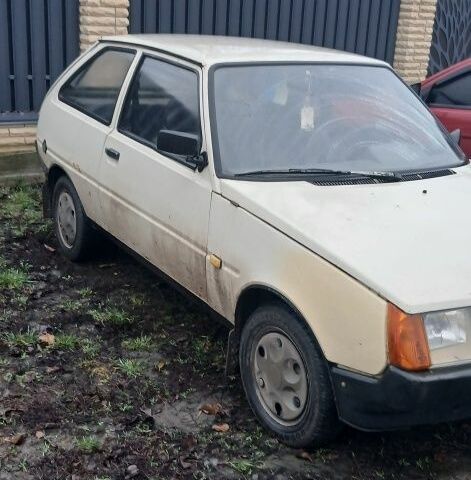 Бежевый ЗАЗ Таврия, объемом двигателя 1.1 л и пробегом 120 тыс. км за 400 $, фото 1 на Automoto.ua