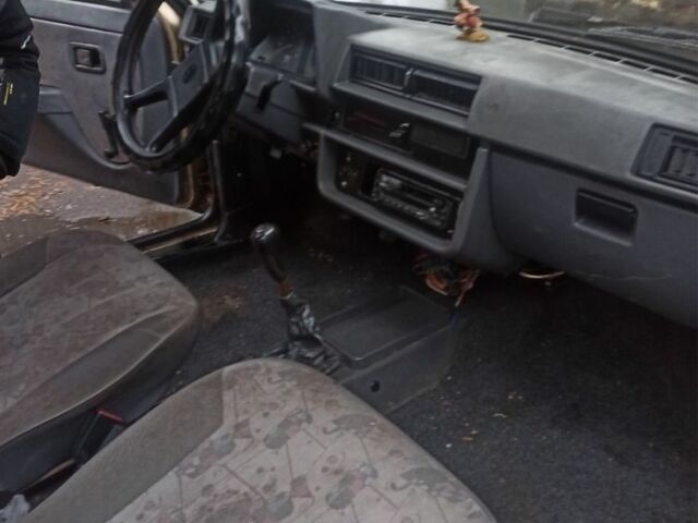 Бежевый ЗАЗ Таврия, объемом двигателя 1.2 л и пробегом 100 тыс. км за 1050 $, фото 5 на Automoto.ua