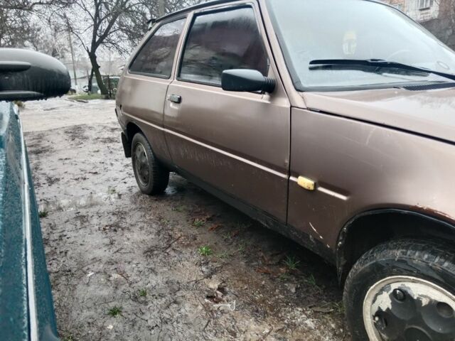 Коричневий ЗАЗ Таврія, об'ємом двигуна 1 л та пробігом 30 тис. км за 830 $, фото 2 на Automoto.ua