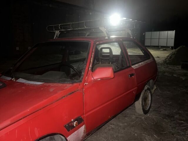 Червоний ЗАЗ Таврія, об'ємом двигуна 1.2 л та пробігом 1 тис. км за 200 $, фото 1 на Automoto.ua
