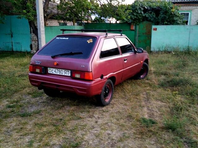 Червоний ЗАЗ Таврія, об'ємом двигуна 1.2 л та пробігом 150 тис. км за 605 $, фото 3 на Automoto.ua