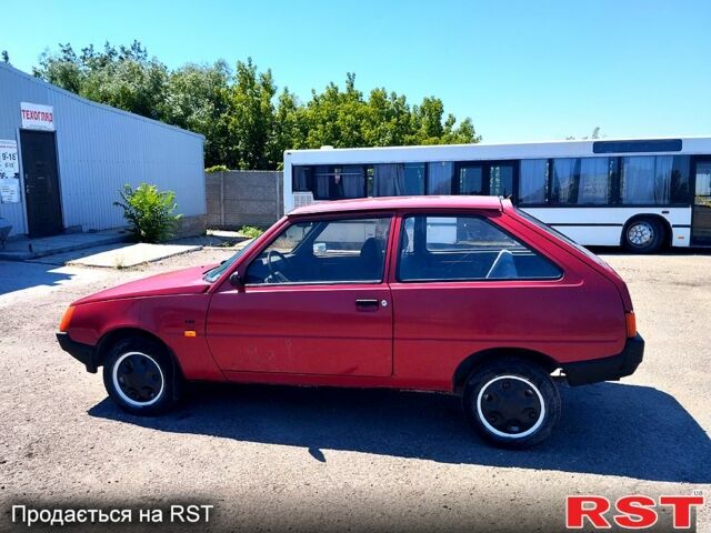 Красный ЗАЗ Таврия, объемом двигателя 1.1 л и пробегом 0 тыс. км за 470 $, фото 4 на Automoto.ua