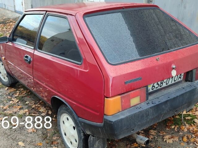 Красный ЗАЗ Таврия, объемом двигателя 0 л и пробегом 120 тыс. км за 429 $, фото 1 на Automoto.ua