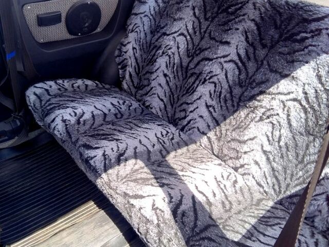 Красный ЗАЗ Таврия, объемом двигателя 1.1 л и пробегом 72 тыс. км за 1000 $, фото 6 на Automoto.ua