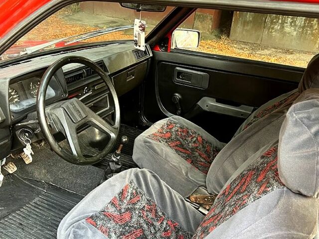 Красный ЗАЗ Таврия, объемом двигателя 1.2 л и пробегом 122 тыс. км за 450 $, фото 5 на Automoto.ua