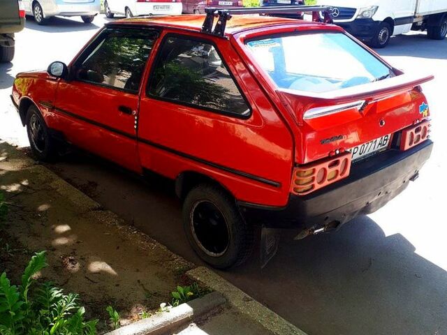 Красный ЗАЗ Таврия, объемом двигателя 12 л и пробегом 0 тыс. км за 620 $, фото 2 на Automoto.ua