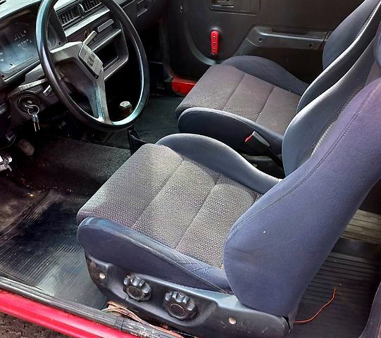 Красный ЗАЗ Таврия, объемом двигателя 1.1 л и пробегом 100 тыс. км за 550 $, фото 2 на Automoto.ua