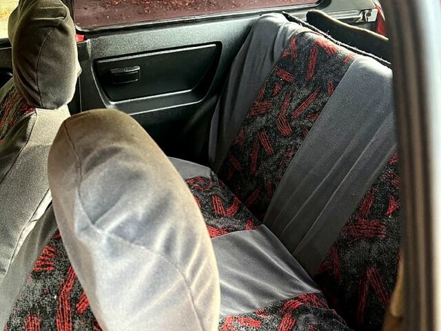 Красный ЗАЗ Таврия, объемом двигателя 1.2 л и пробегом 122 тыс. км за 450 $, фото 8 на Automoto.ua