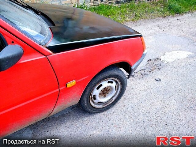 Красный ЗАЗ Таврия, объемом двигателя 1.1 л и пробегом 1 тыс. км за 575 $, фото 3 на Automoto.ua