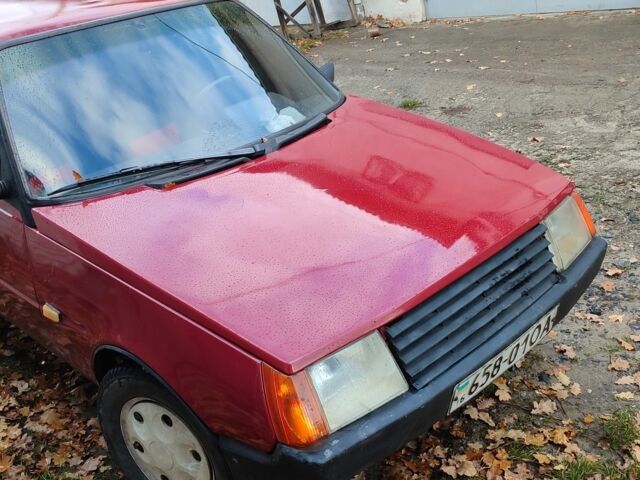 Красный ЗАЗ Таврия, объемом двигателя 0 л и пробегом 120 тыс. км за 429 $, фото 4 на Automoto.ua