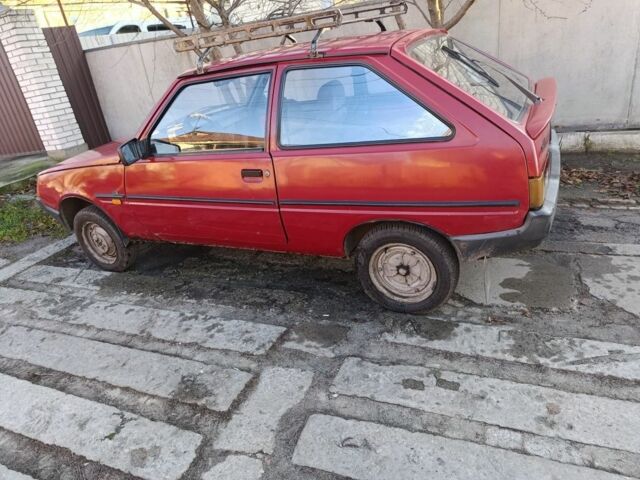 Красный ЗАЗ Таврия, объемом двигателя 0 л и пробегом 111 тыс. км за 236 $, фото 2 на Automoto.ua
