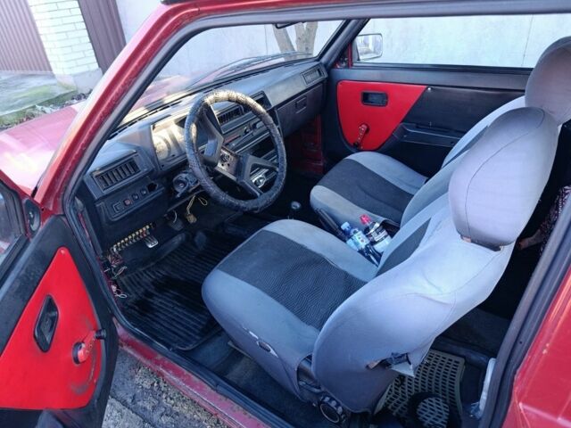 Красный ЗАЗ Таврия, объемом двигателя 0 л и пробегом 111 тыс. км за 236 $, фото 4 на Automoto.ua