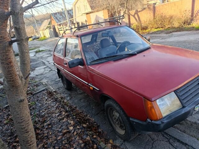 Красный ЗАЗ Таврия, объемом двигателя 0 л и пробегом 111 тыс. км за 236 $, фото 1 на Automoto.ua
