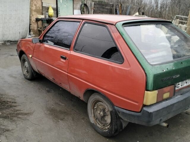 Красный ЗАЗ Таврия, объемом двигателя 1.2 л и пробегом 250 тыс. км за 405 $, фото 1 на Automoto.ua