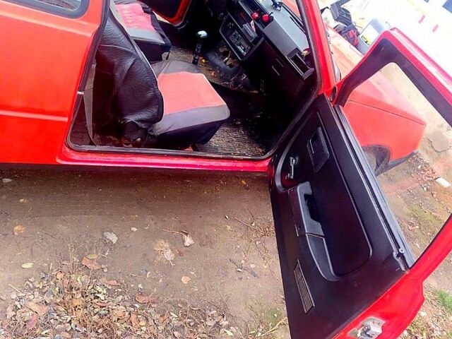 Красный ЗАЗ Таврия, объемом двигателя 1.1 л и пробегом 118 тыс. км за 800 $, фото 6 на Automoto.ua