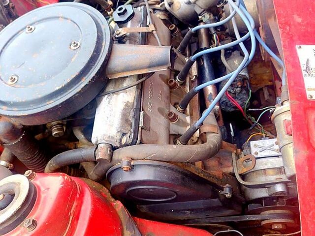 Красный ЗАЗ Таврия, объемом двигателя 1.1 л и пробегом 118 тыс. км за 800 $, фото 7 на Automoto.ua