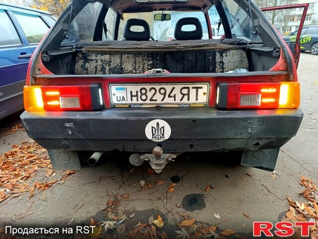 Красный ЗАЗ Таврия, объемом двигателя 1.2 л и пробегом 250 тыс. км за 320 $, фото 9 на Automoto.ua