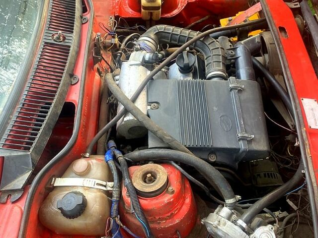 Червоний ЗАЗ Таврія, об'ємом двигуна 0.9 л та пробігом 199 тис. км за 350 $, фото 4 на Automoto.ua