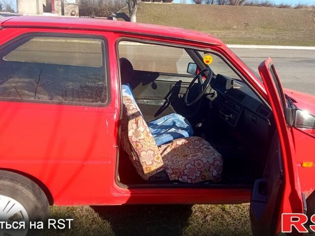 Червоний ЗАЗ Таврія, об'ємом двигуна 1.1 л та пробігом 350 тис. км за 500 $, фото 7 на Automoto.ua