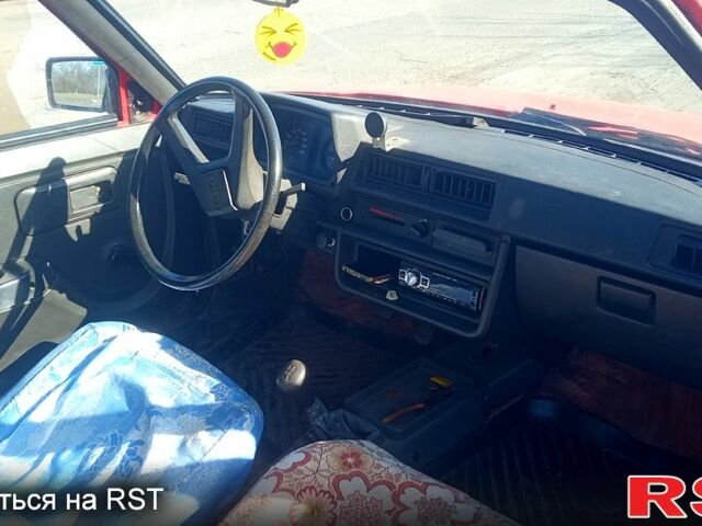 Червоний ЗАЗ Таврія, об'ємом двигуна 1.1 л та пробігом 350 тис. км за 500 $, фото 5 на Automoto.ua