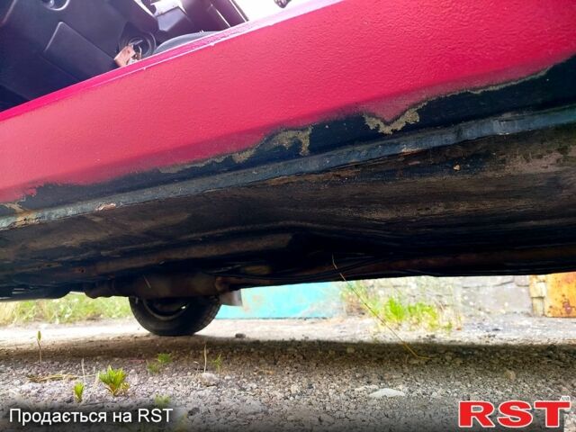 Красный ЗАЗ Таврия, объемом двигателя 1.1 л и пробегом 140 тыс. км за 600 $, фото 1 на Automoto.ua