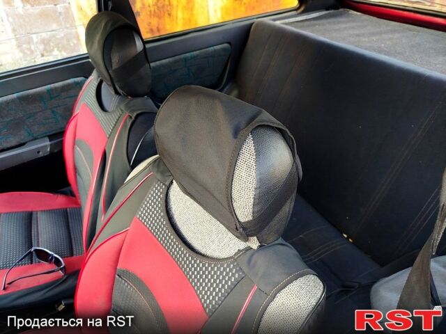 Красный ЗАЗ Таврия, объемом двигателя 1.1 л и пробегом 140 тыс. км за 600 $, фото 7 на Automoto.ua
