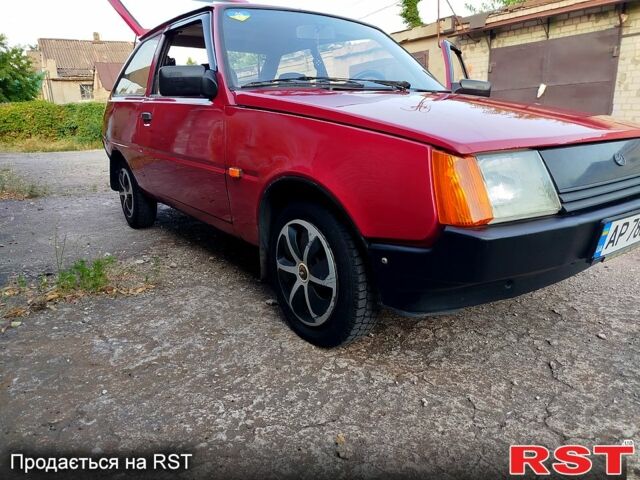 Красный ЗАЗ Таврия, объемом двигателя 1.1 л и пробегом 140 тыс. км за 600 $, фото 4 на Automoto.ua