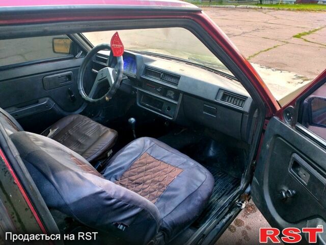 Красный ЗАЗ Таврия, объемом двигателя 1.1 л и пробегом 130 тыс. км за 600 $, фото 2 на Automoto.ua