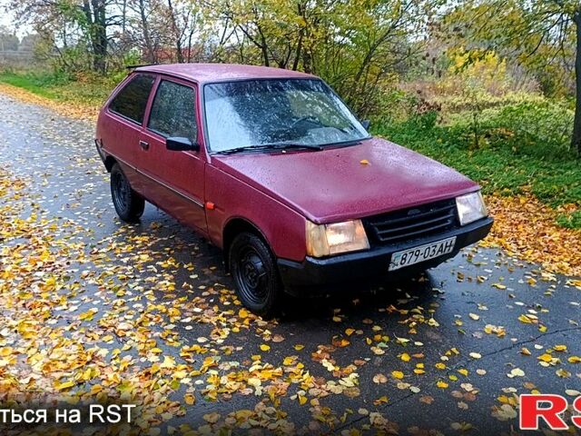 Красный ЗАЗ Таврия, объемом двигателя 1.1 л и пробегом 270 тыс. км за 540 $, фото 5 на Automoto.ua