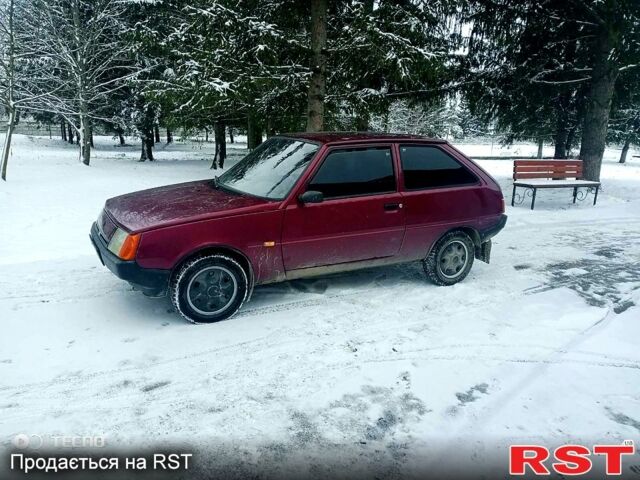 Красный ЗАЗ Таврия, объемом двигателя 11 л и пробегом 98 тыс. км за 1100 $, фото 10 на Automoto.ua