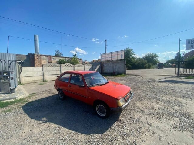 Красный ЗАЗ Таврия, объемом двигателя 1.1 л и пробегом 75 тыс. км за 21000 $, фото 5 на Automoto.ua