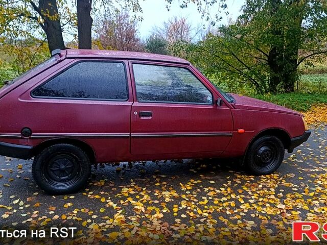 Красный ЗАЗ Таврия, объемом двигателя 1.1 л и пробегом 270 тыс. км за 540 $, фото 4 на Automoto.ua