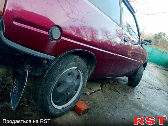 Красный ЗАЗ Таврия, объемом двигателя 11 л и пробегом 98 тыс. км за 1100 $, фото 2 на Automoto.ua