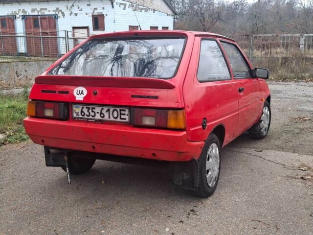 Красный ЗАЗ Таврия, объемом двигателя 1.2 л и пробегом 340 тыс. км за 750 $, фото 9 на Automoto.ua