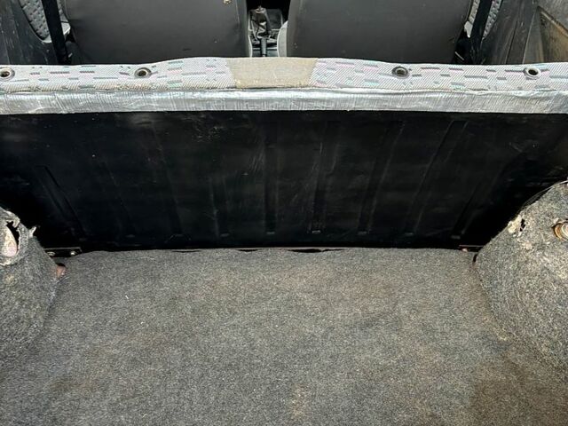 Червоний ЗАЗ Таврія, об'ємом двигуна 1.1 л та пробігом 200 тис. км за 950 $, фото 4 на Automoto.ua