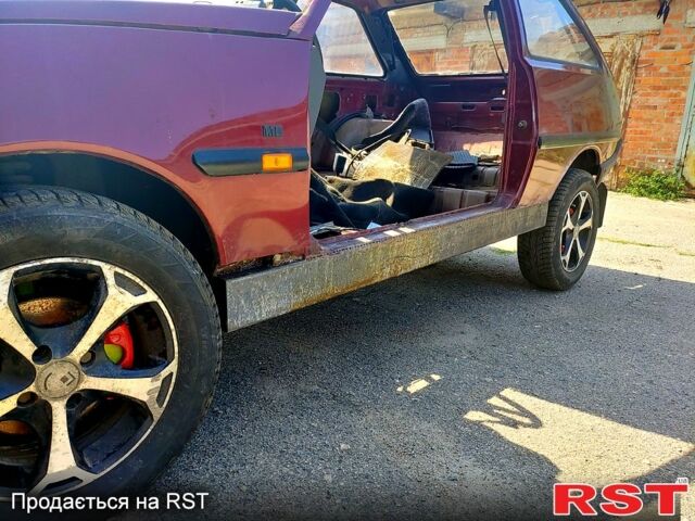 Красный ЗАЗ Таврия, объемом двигателя 1.1 л и пробегом 160 тыс. км за 500 $, фото 1 на Automoto.ua