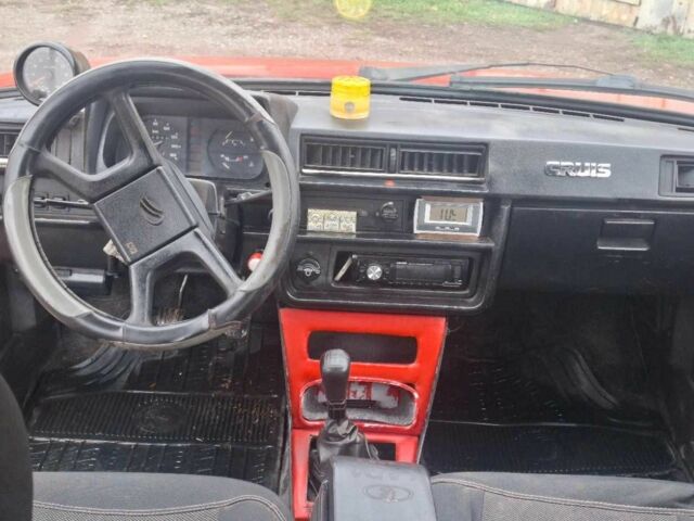 Красный ЗАЗ Таврия, объемом двигателя 1.2 л и пробегом 340 тыс. км за 750 $, фото 16 на Automoto.ua