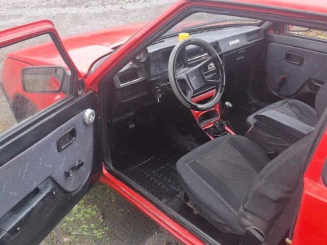 Красный ЗАЗ Таврия, объемом двигателя 1.2 л и пробегом 340 тыс. км за 750 $, фото 13 на Automoto.ua