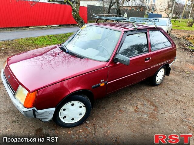 Красный ЗАЗ Таврия, объемом двигателя 1.1 л и пробегом 130 тыс. км за 1300 $, фото 5 на Automoto.ua