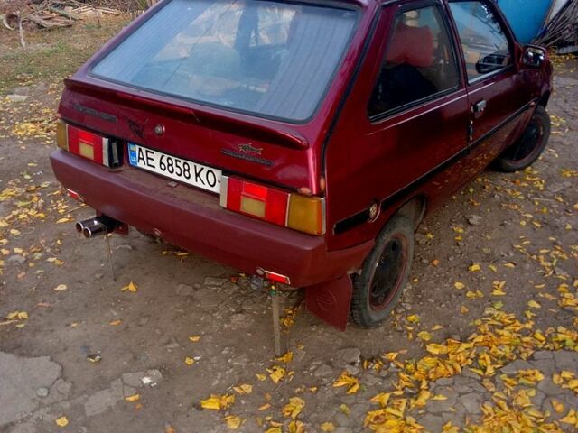 ЗАЗ Таврия 2000 в Днепре (Днепропетровске) на Automoto.ua Красный ЗАЗ Таврия, объемом двигателя 1.1 л и пробегом 83 тыс. км за 830 $, фото 3 на Automoto.ua