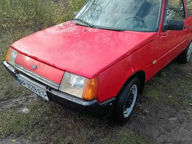 Червоний ЗАЗ Таврія, об'ємом двигуна 1.1 л та пробігом 100 тис. км за 596 $, фото 2 на Automoto.ua