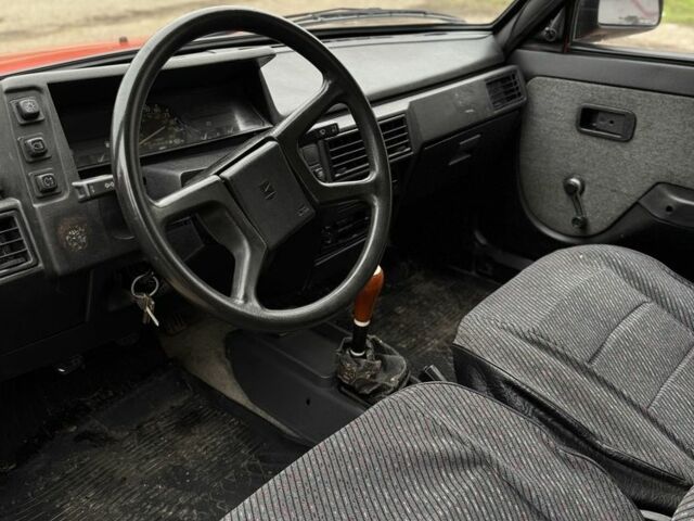 Красный ЗАЗ Таврия, объемом двигателя 0 л и пробегом 100 тыс. км за 550 $, фото 6 на Automoto.ua