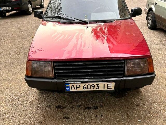 Красный ЗАЗ Таврия, объемом двигателя 1.1 л и пробегом 160 тыс. км за 850 $, фото 4 на Automoto.ua