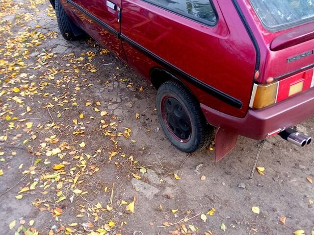 ЗАЗ Таврия 2000 в Днепре (Днепропетровске) на Automoto.ua Красный ЗАЗ Таврия, объемом двигателя 1.1 л и пробегом 83 тыс. км за 830 $, фото 4 на Automoto.ua