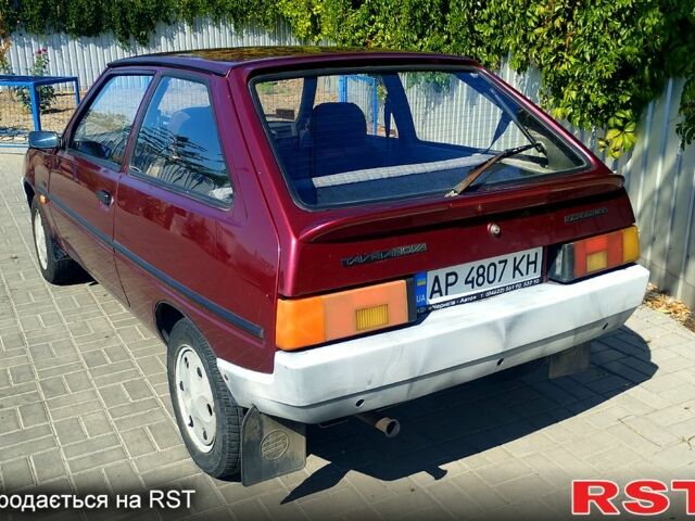 Красный ЗАЗ Таврия, объемом двигателя 1.2 л и пробегом 179 тыс. км за 600 $, фото 3 на Automoto.ua