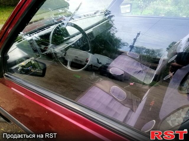 Красный ЗАЗ Таврия, объемом двигателя 1.3 л и пробегом 214 тыс. км за 1350 $, фото 2 на Automoto.ua