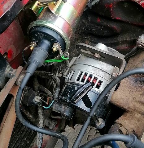 Красный ЗАЗ Таврия, объемом двигателя 1.1 л и пробегом 120 тыс. км за 260 $, фото 1 на Automoto.ua