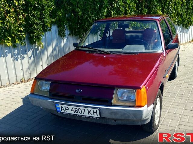 Красный ЗАЗ Таврия, объемом двигателя 1.2 л и пробегом 179 тыс. км за 600 $, фото 1 на Automoto.ua